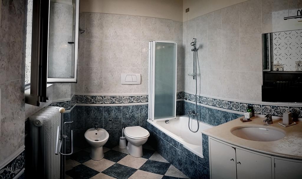 Resort A Palazzo B&B Fermo Rum bild