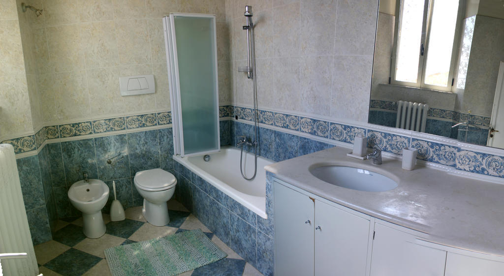 Resort A Palazzo B&B Fermo Rum bild