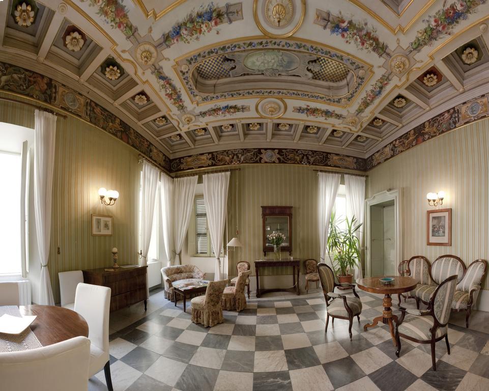Resort A Palazzo B&B Fermo Exteriör bild